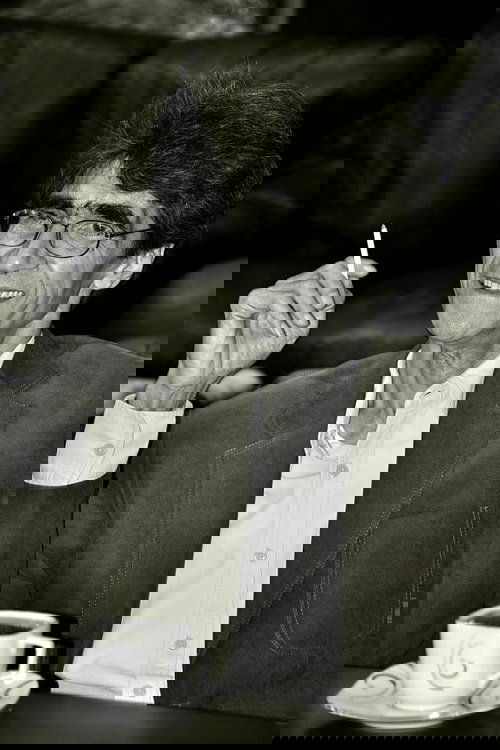 et billede af Nasser Taghvai