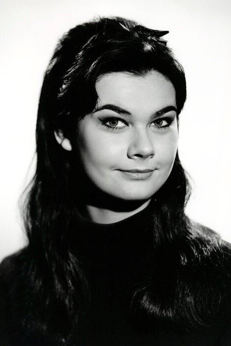 et billede af Imogen Hassall