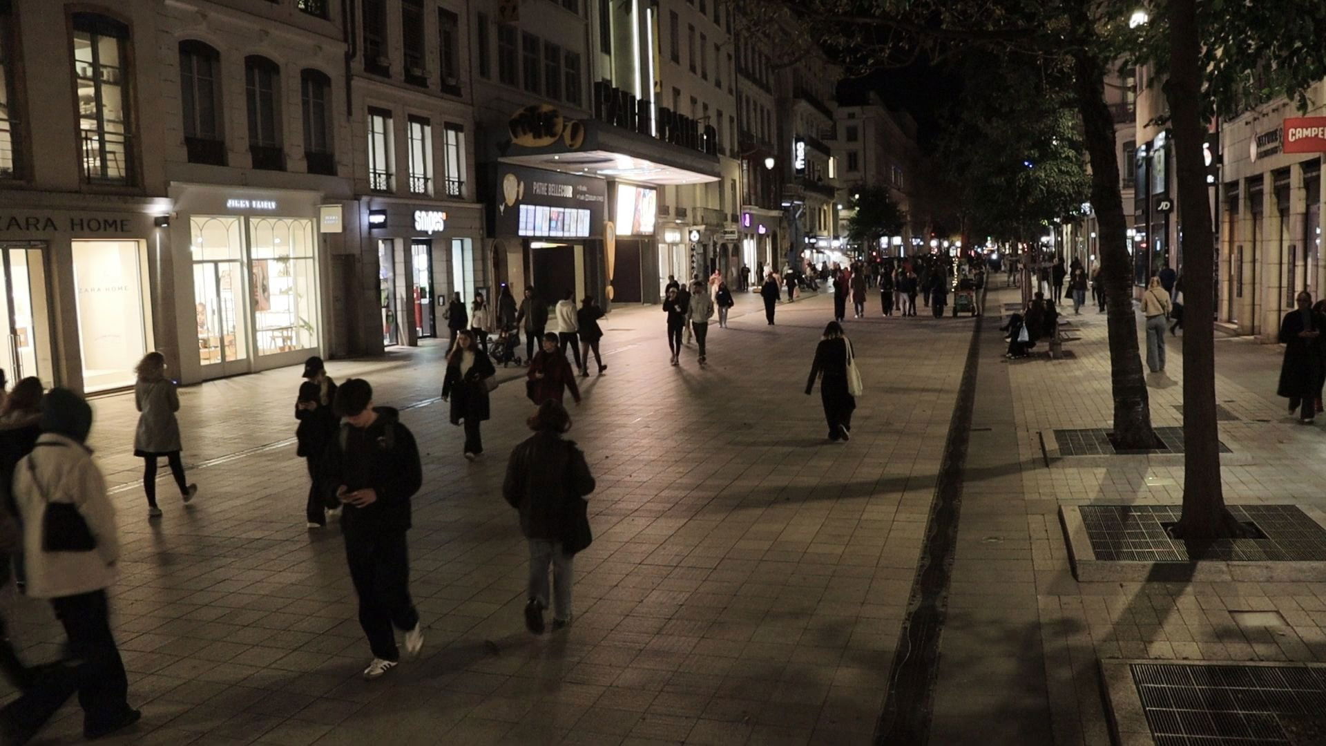 Imagem do Filme Sous surveillance