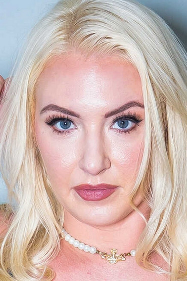 et billede af Kate Dee