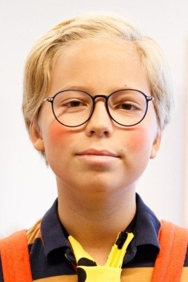 Herman Avandi's picture in the cast