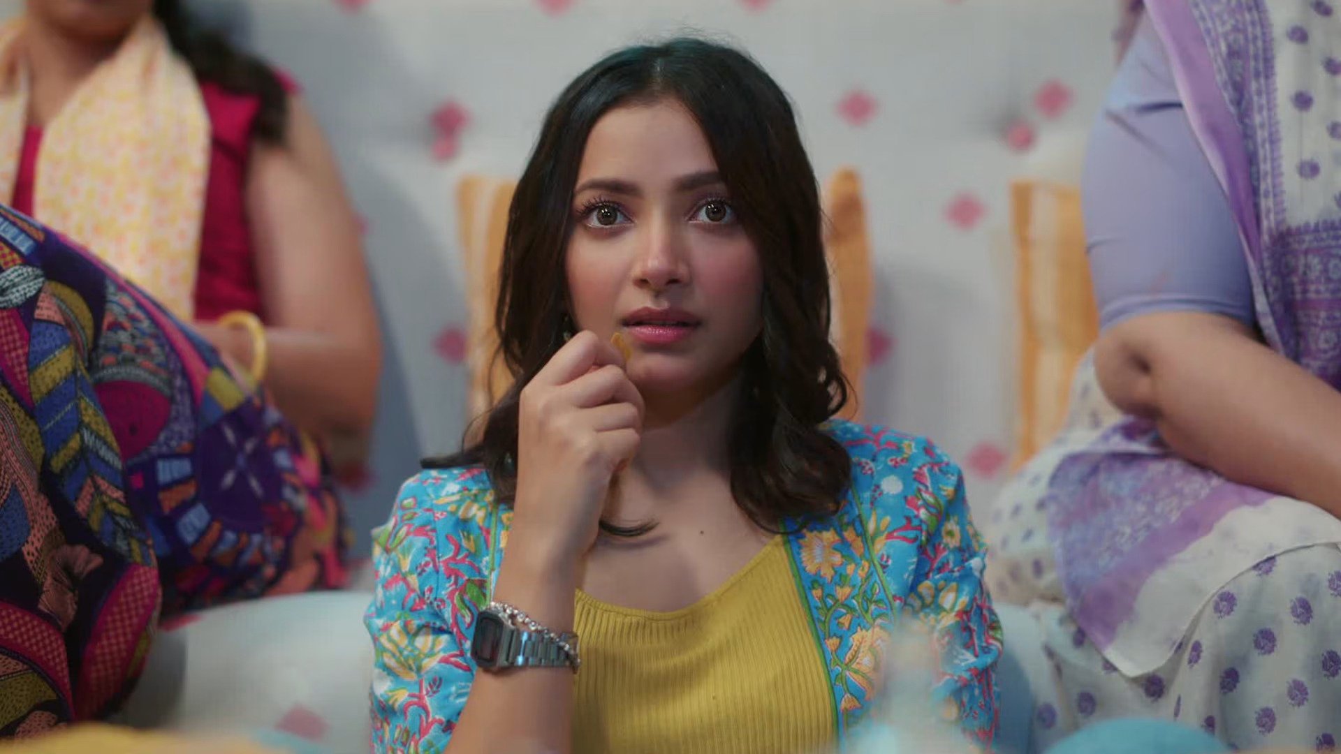 Thumbnail for Kaisi Yeh Hairaniyaan Season 1 Episode 1