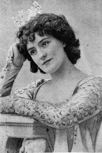 Louie Pounds's picture in the cast