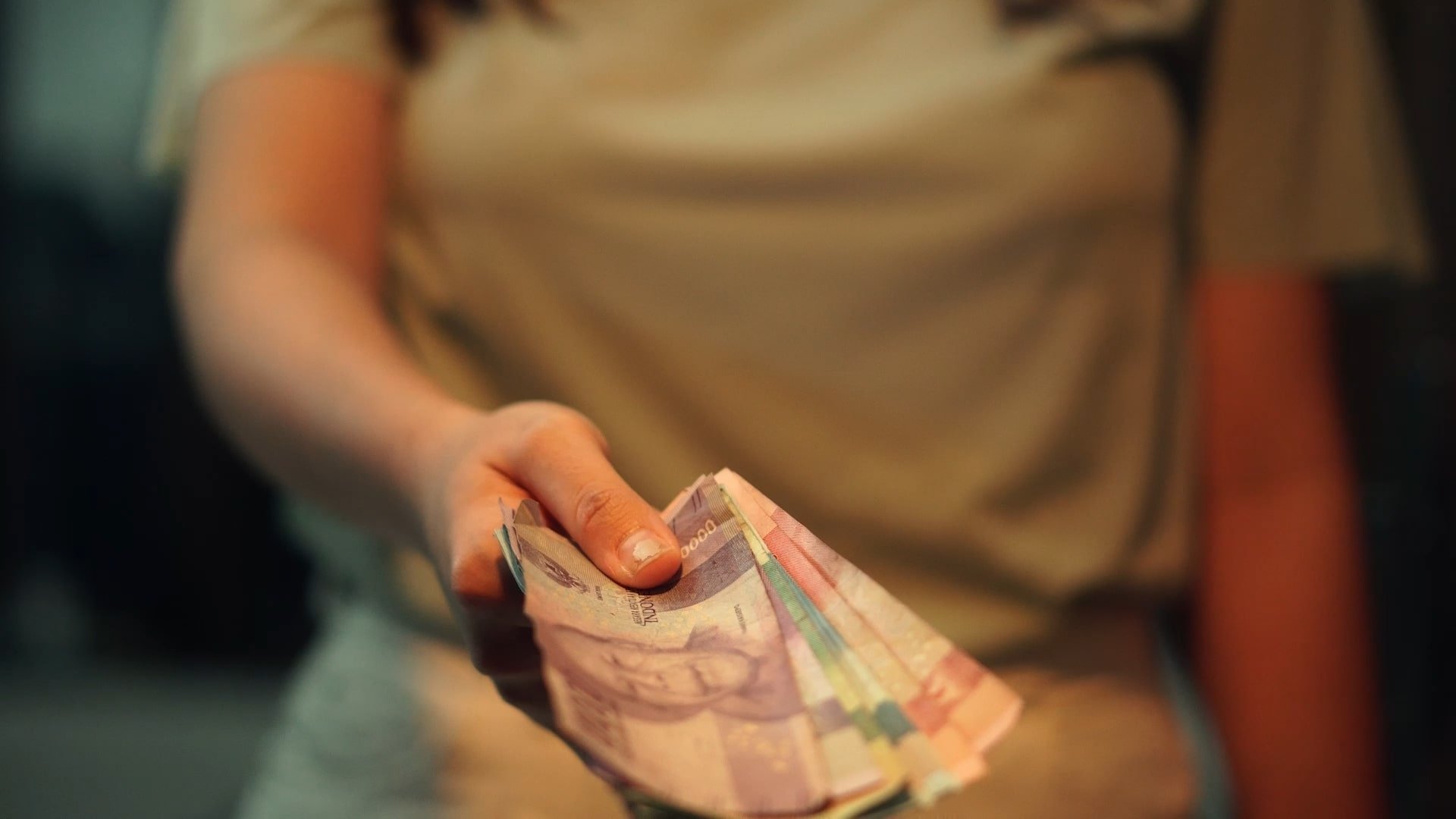 Short on Cash (2021)