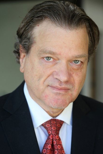 et billede af Andrew Schlessinger