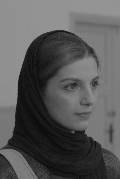 Mahsa Hejazi's picture in the cast