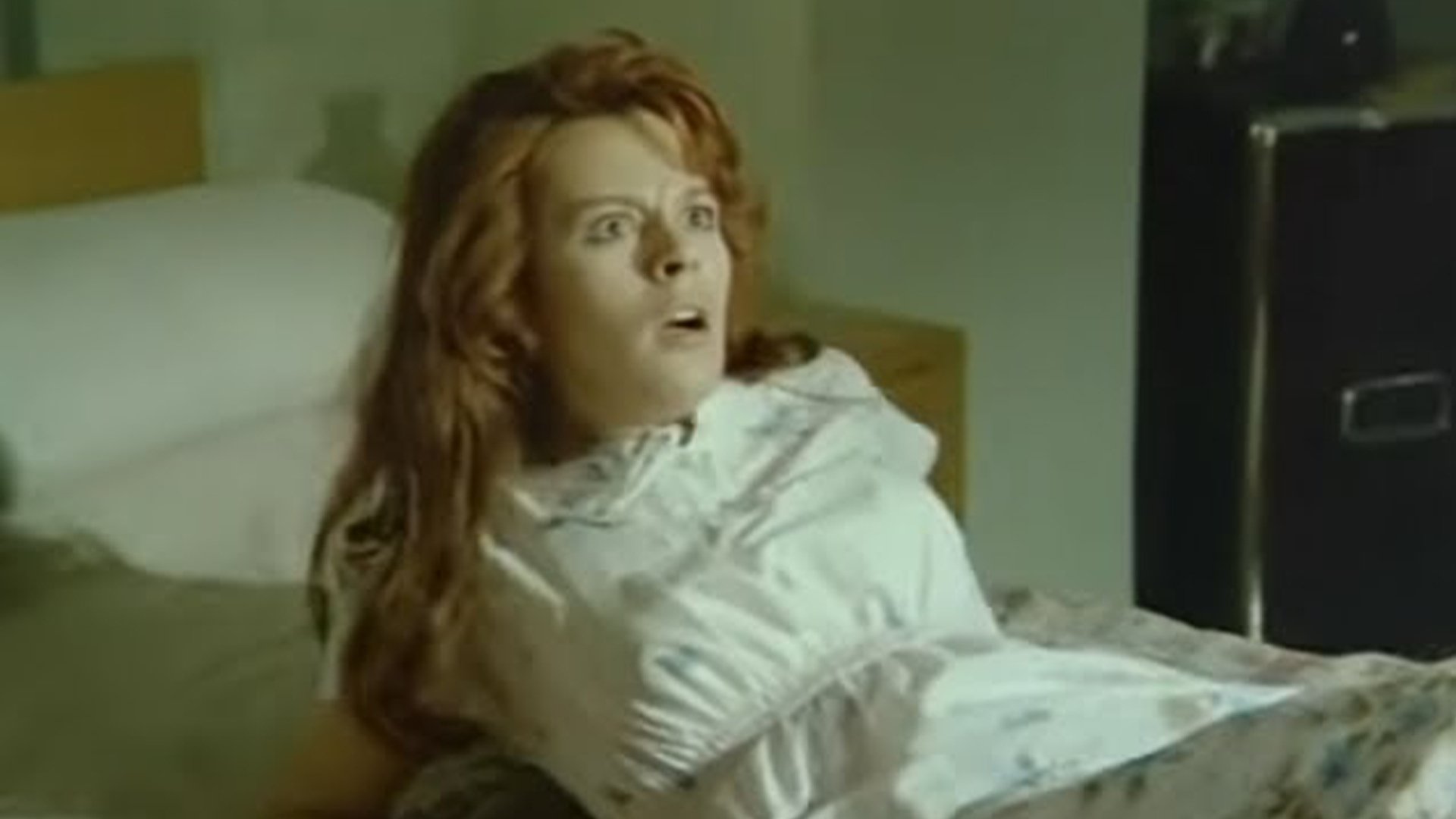Sokaklardan Bir Kız (1974)