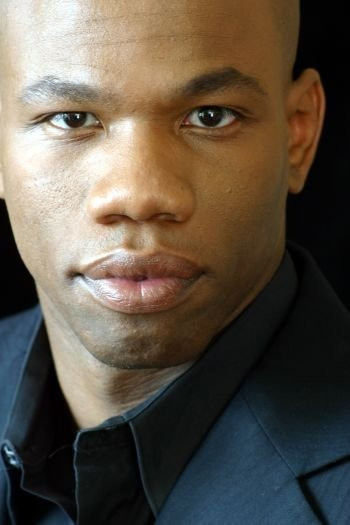 et billede af L. Michael Burt