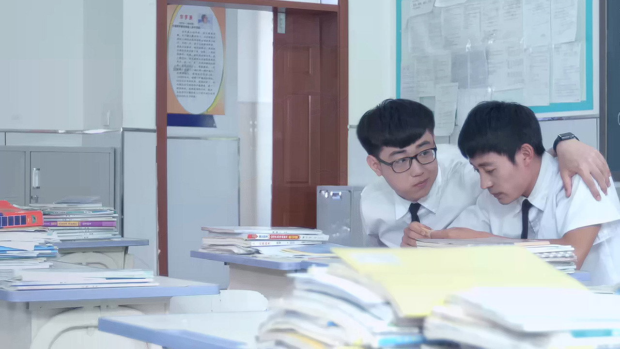 最强学渣 Backdrop Blur