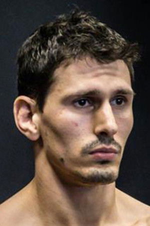 et billede af Bryan Nuro