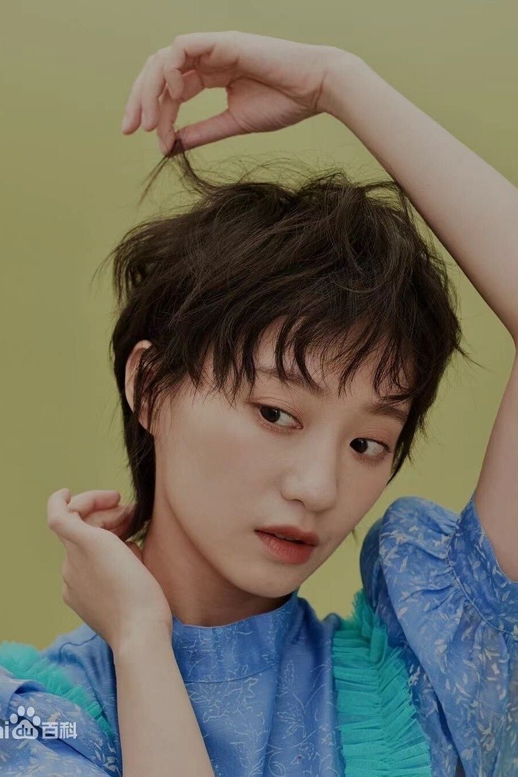 Zhan Ni's picture in the cast