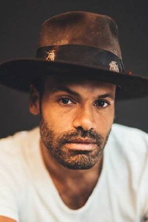 et billede af Alain Clark