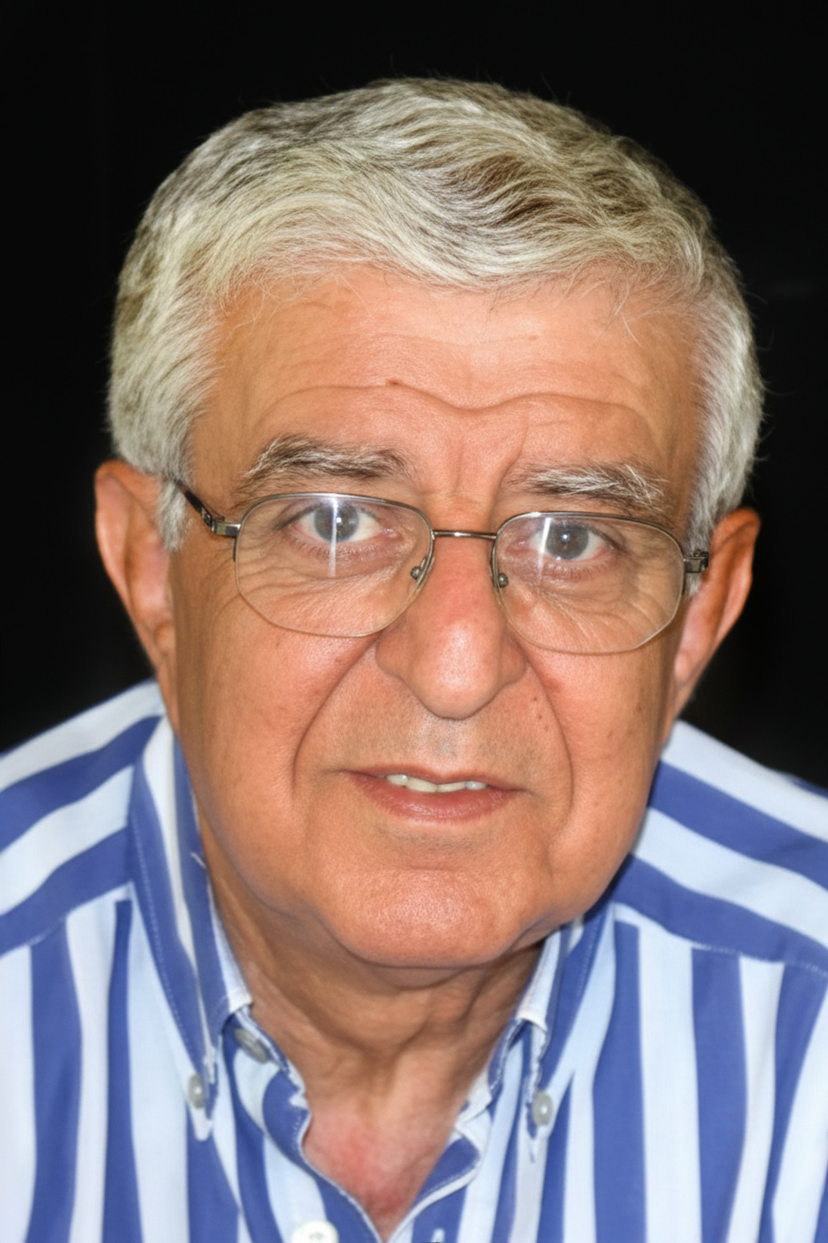 et billede af Üstün Asutay