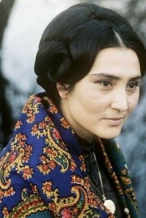 et billede af Maya-Gozel Aimedova