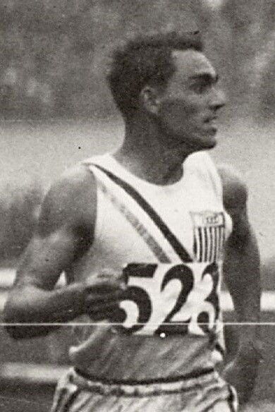 et billede af Leighton Dye