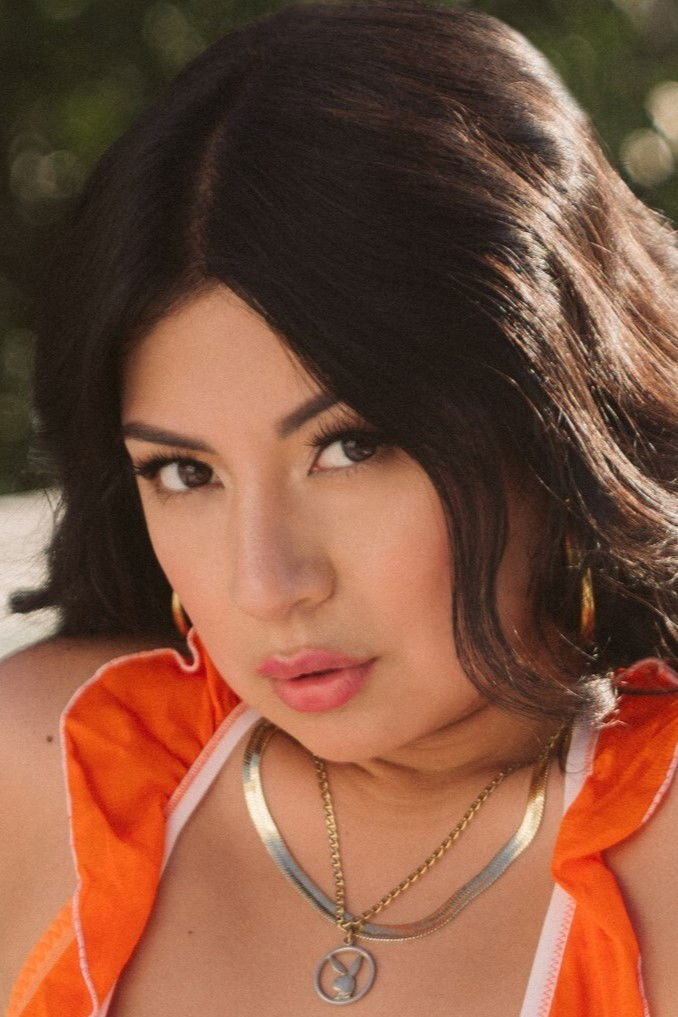 et billede af Cami Strella