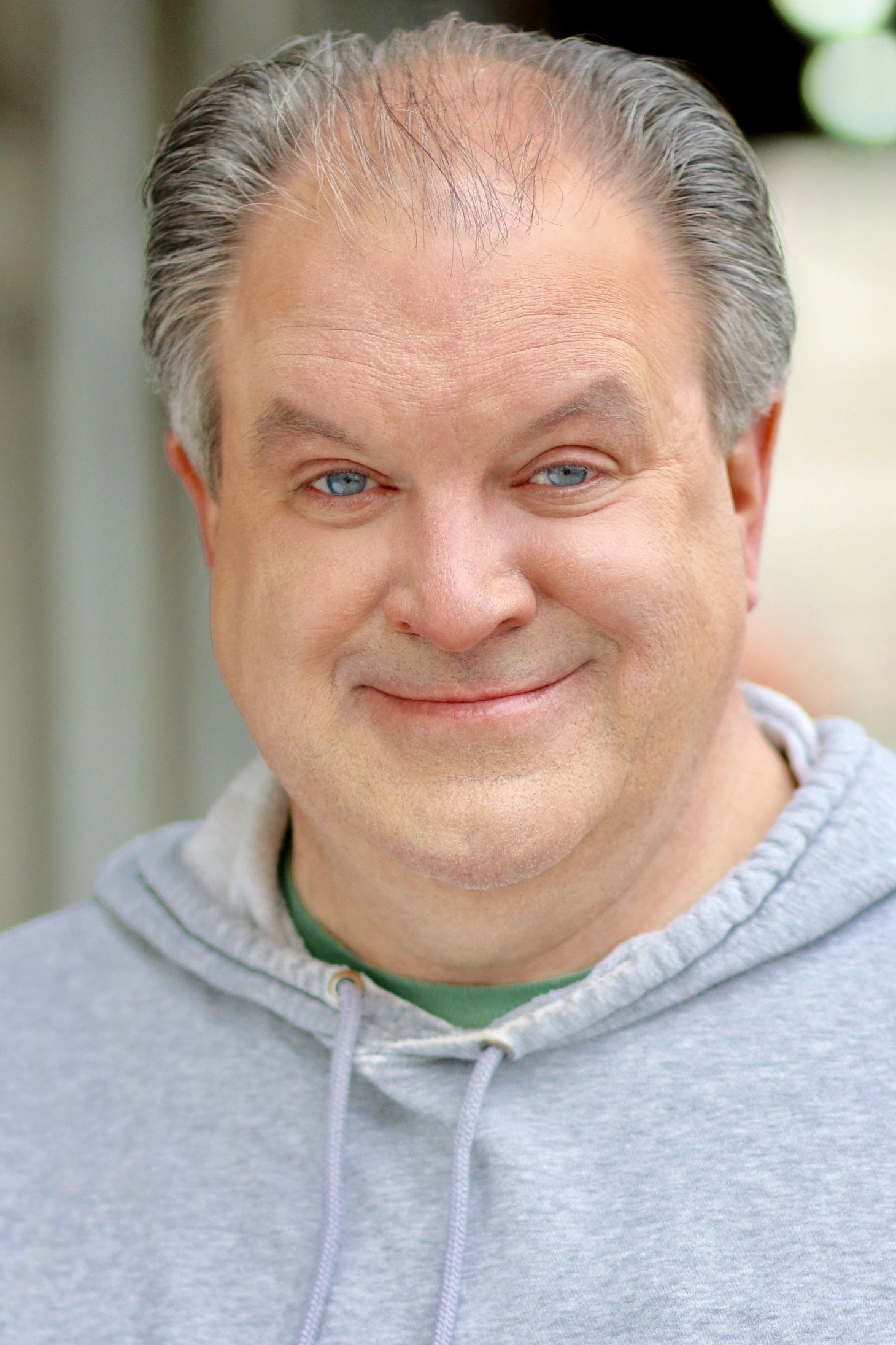 et billede af Christopher Lucas