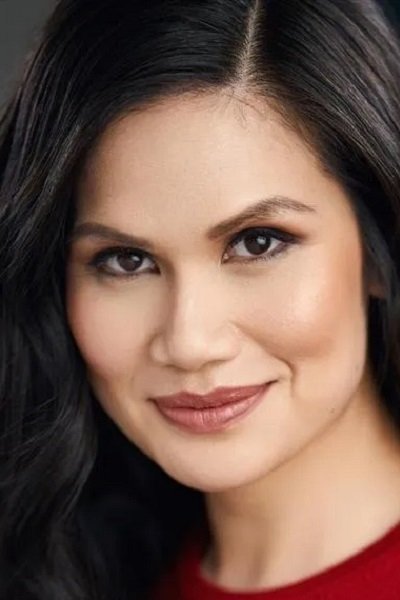 et billede af Carmela Sison