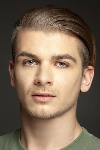 et billede af Adam Fullick