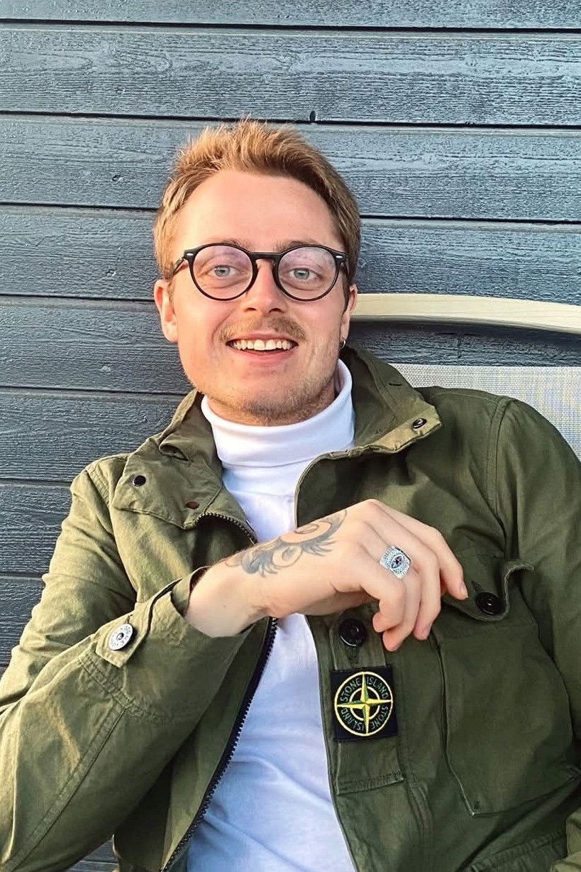 et billede af Dennis Olsen