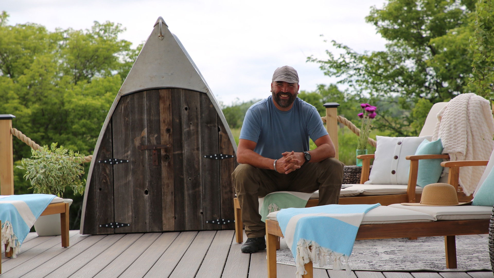 Building Outside the Lines S02E07 backdrop