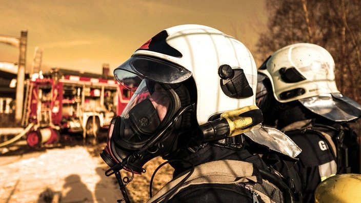 Feuer & Flamme – Mit Feuerwehrmännern im Einsatz