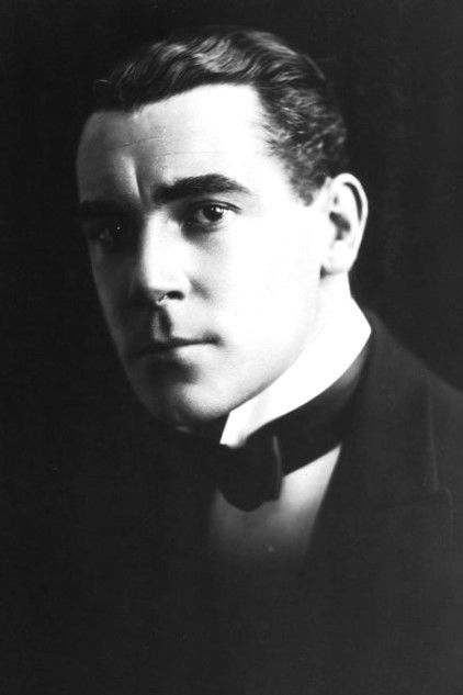 et billede af Eric Maxon