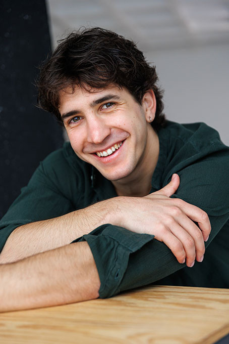 et billede af Adrián Luque