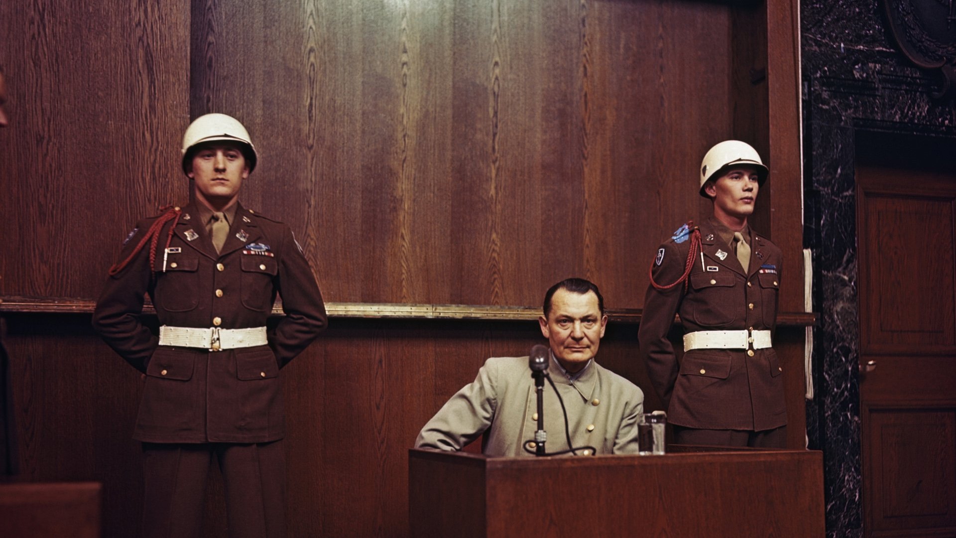 Göring – Eine Karriere Background