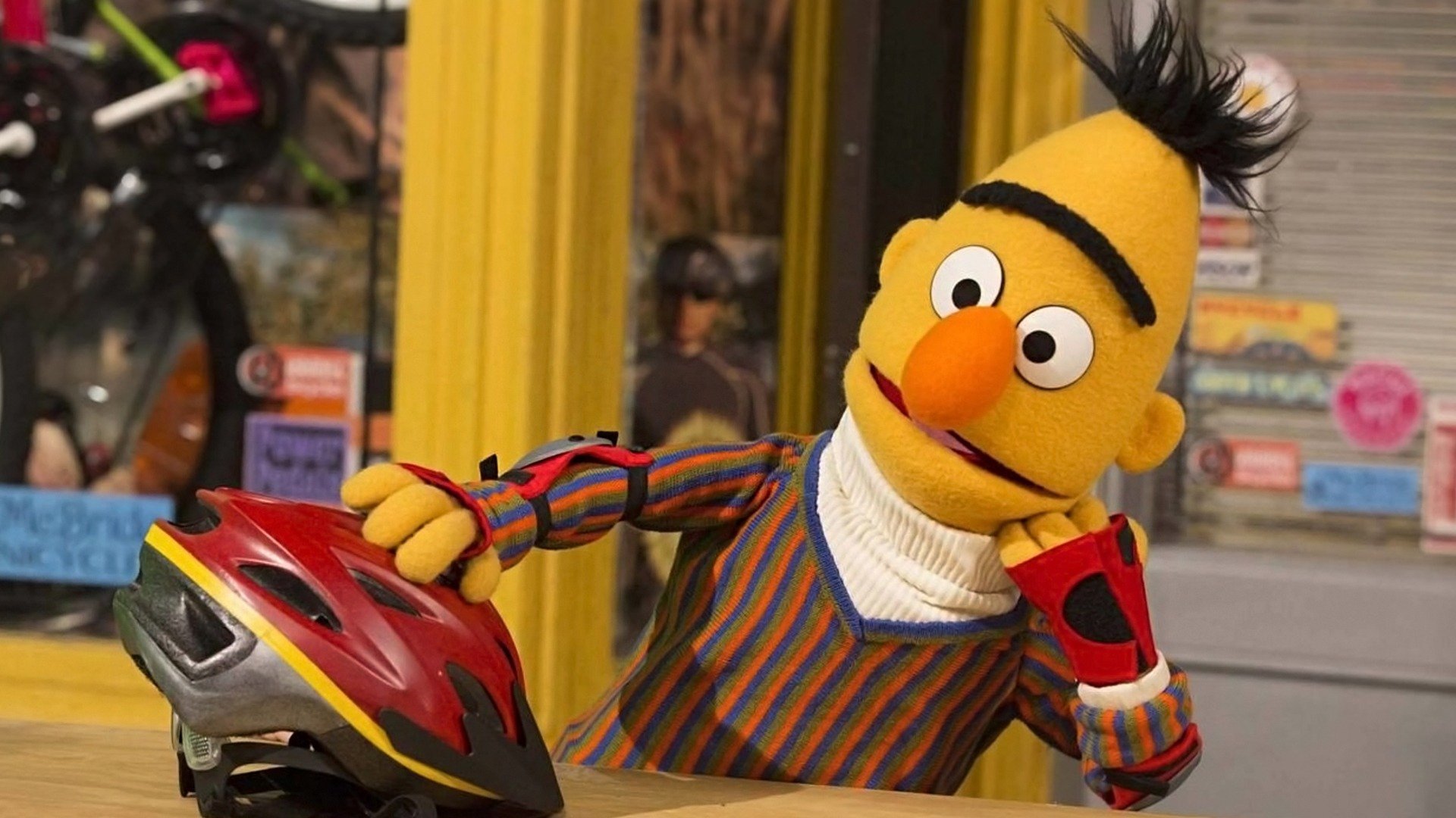 Sesame Street Season 45 :Episode 2  Bert's Training Wheels