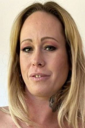 et billede af Ashley More