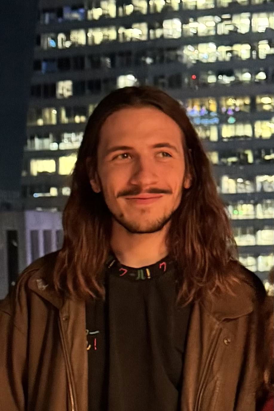 et billede af Billy Caruso