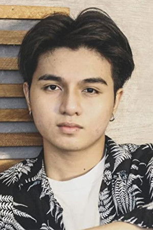 et billede af EJ Panganiban