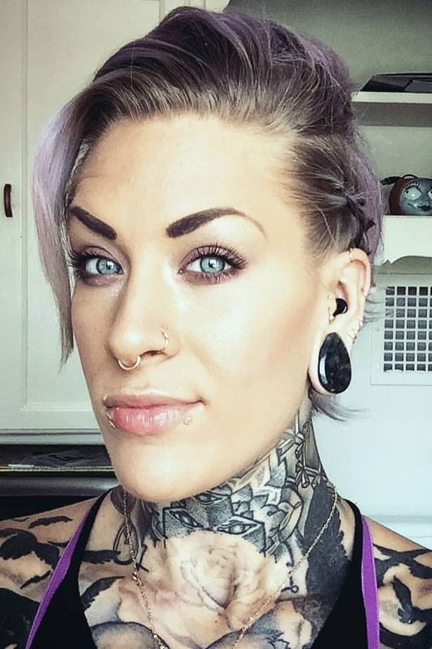 et billede af Stephanie Anders