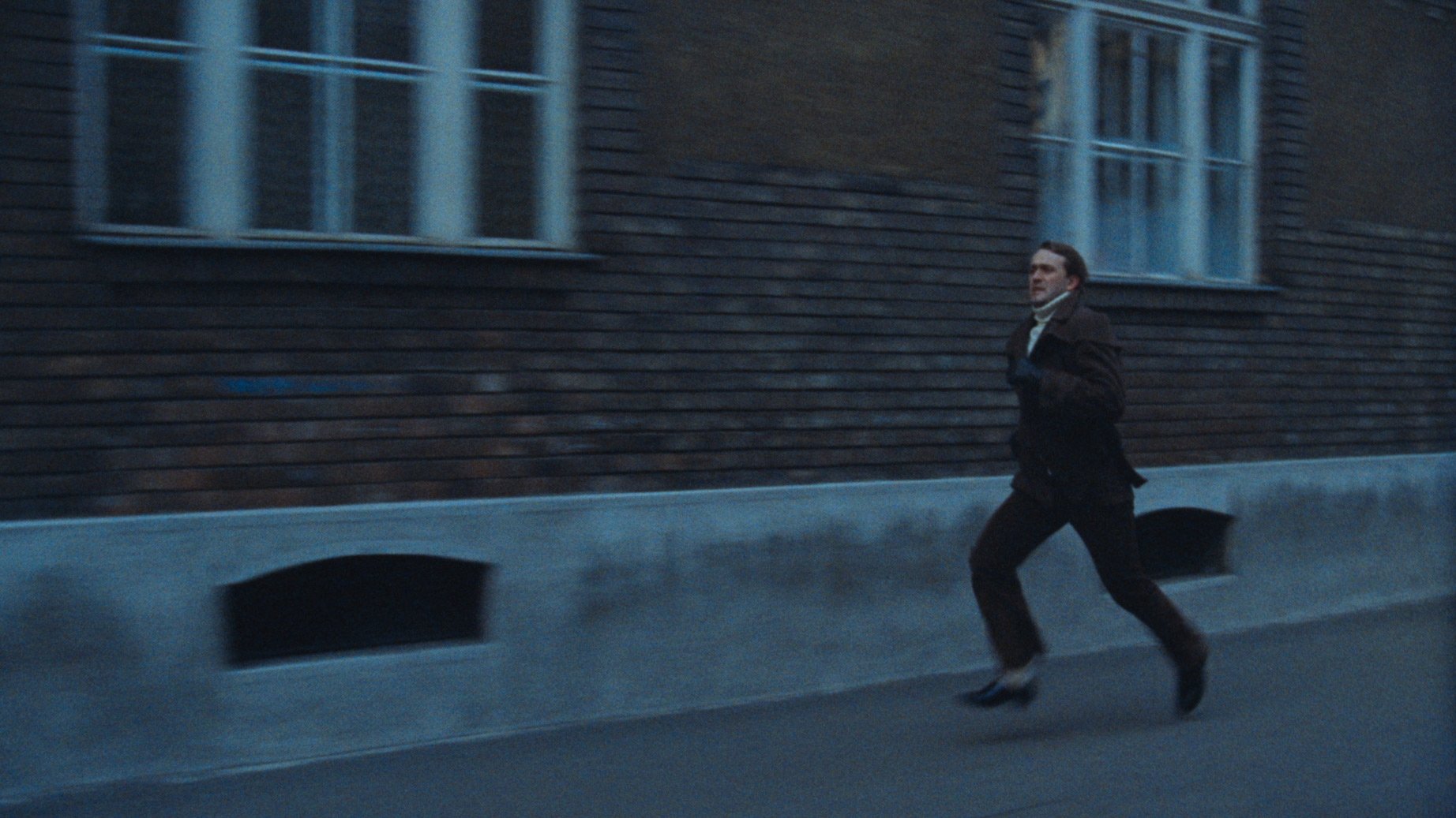 Confidence (1980)
