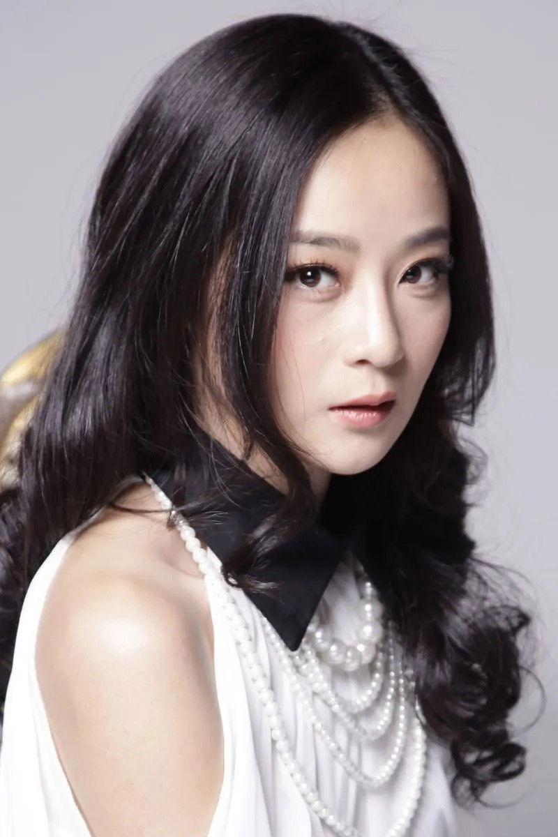 et billede af Kong Ying Zhi