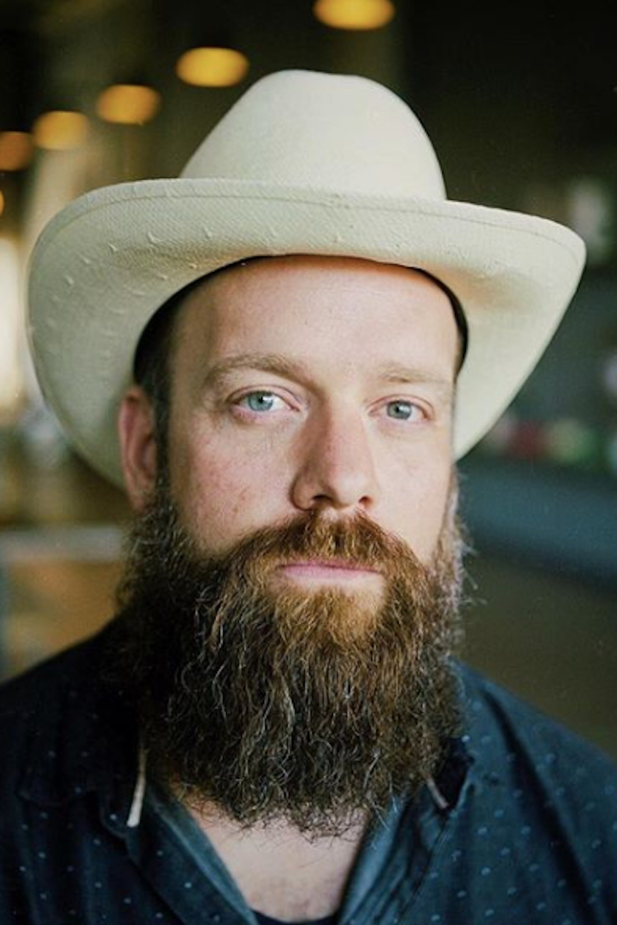 et billede af Josh David Jordan