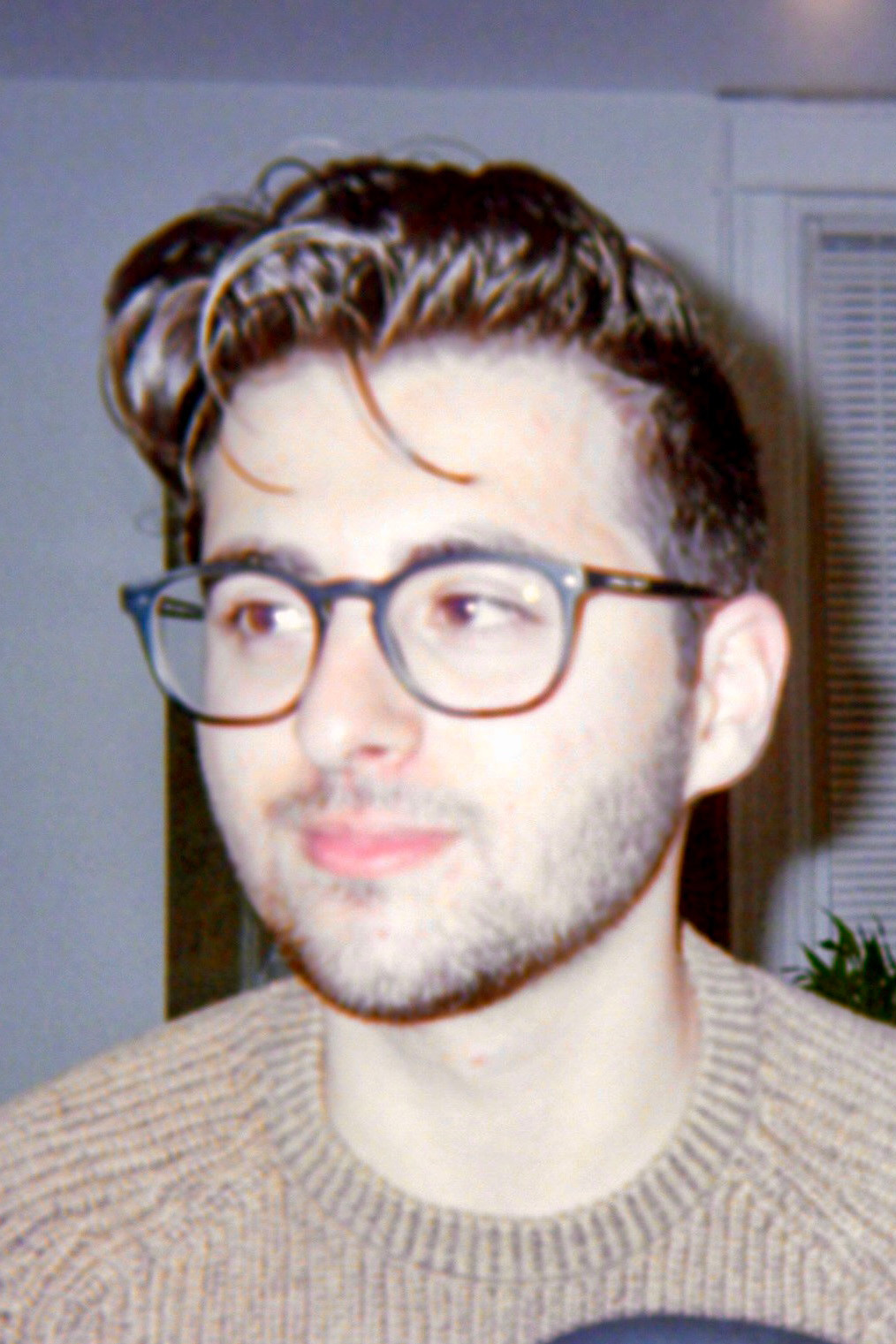 et billede af Samuel Ashurov