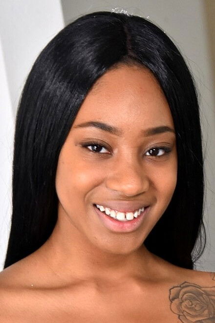 et billede af Lala Ivey