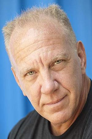 et billede af Drew Henriksen