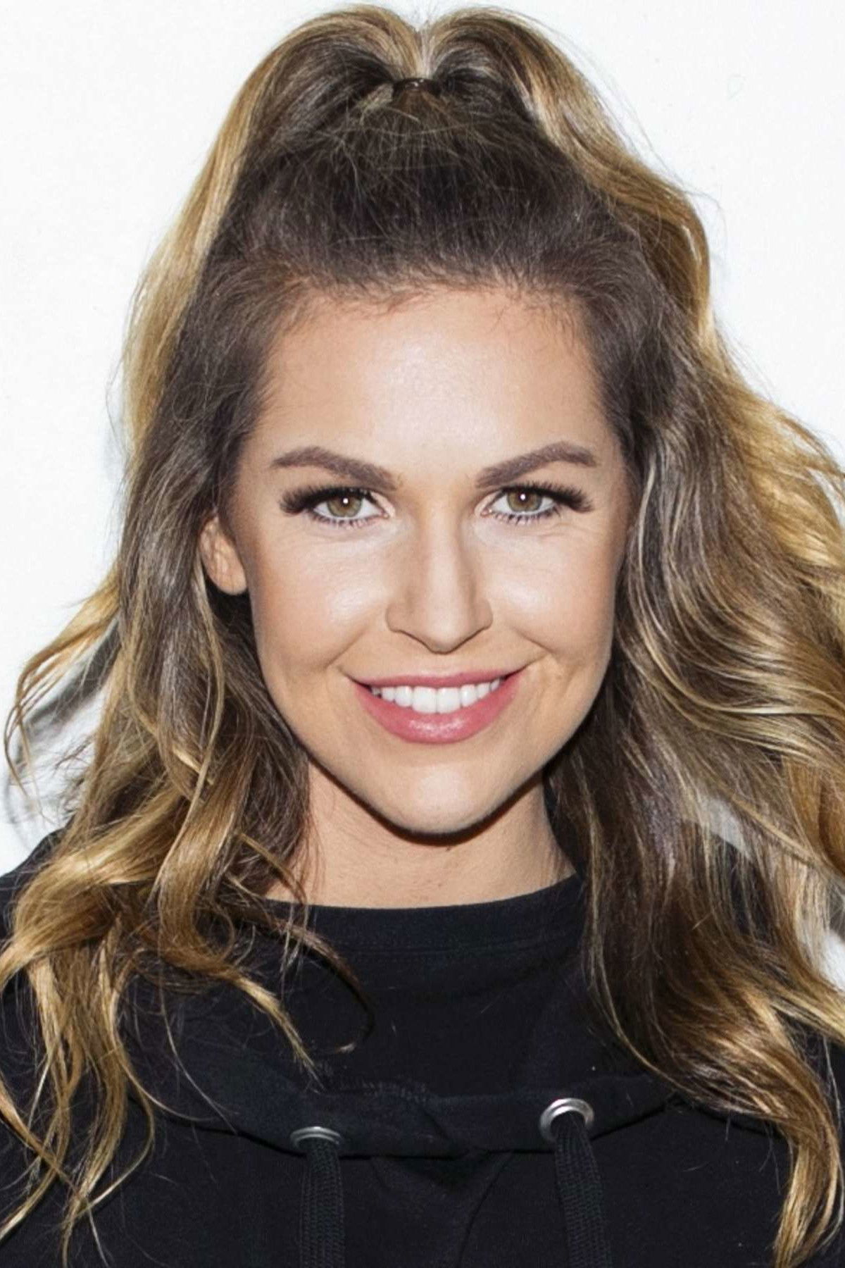 et billede af Ines Anioli