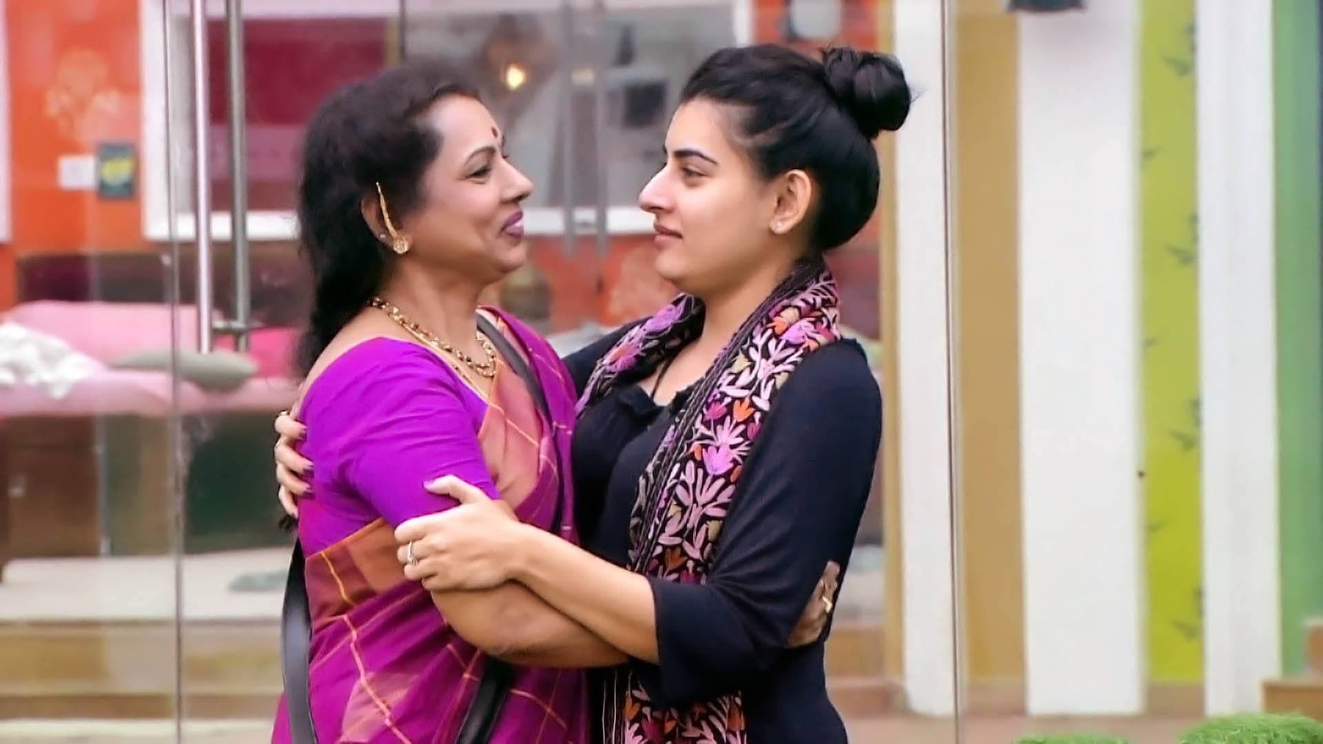 Bigg Boss Telugu Season 1 :Episode 60  Archana Gets Emotional