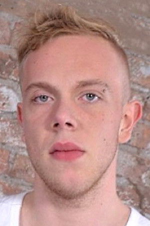 et billede af Adam Everhart