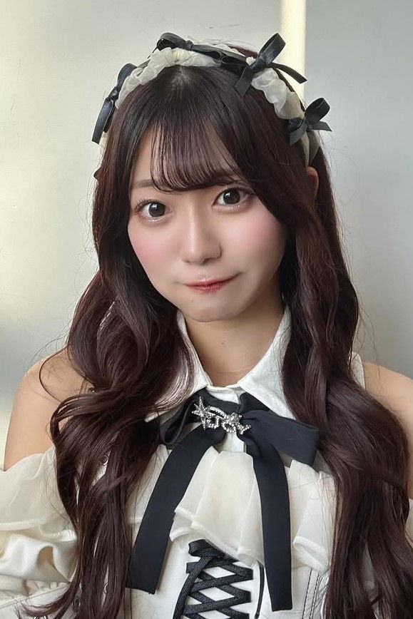 et billede af Oshida Mitsuki