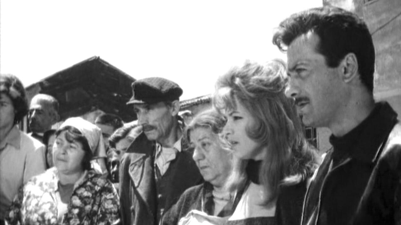 Synoikia to Oneiro (1961)