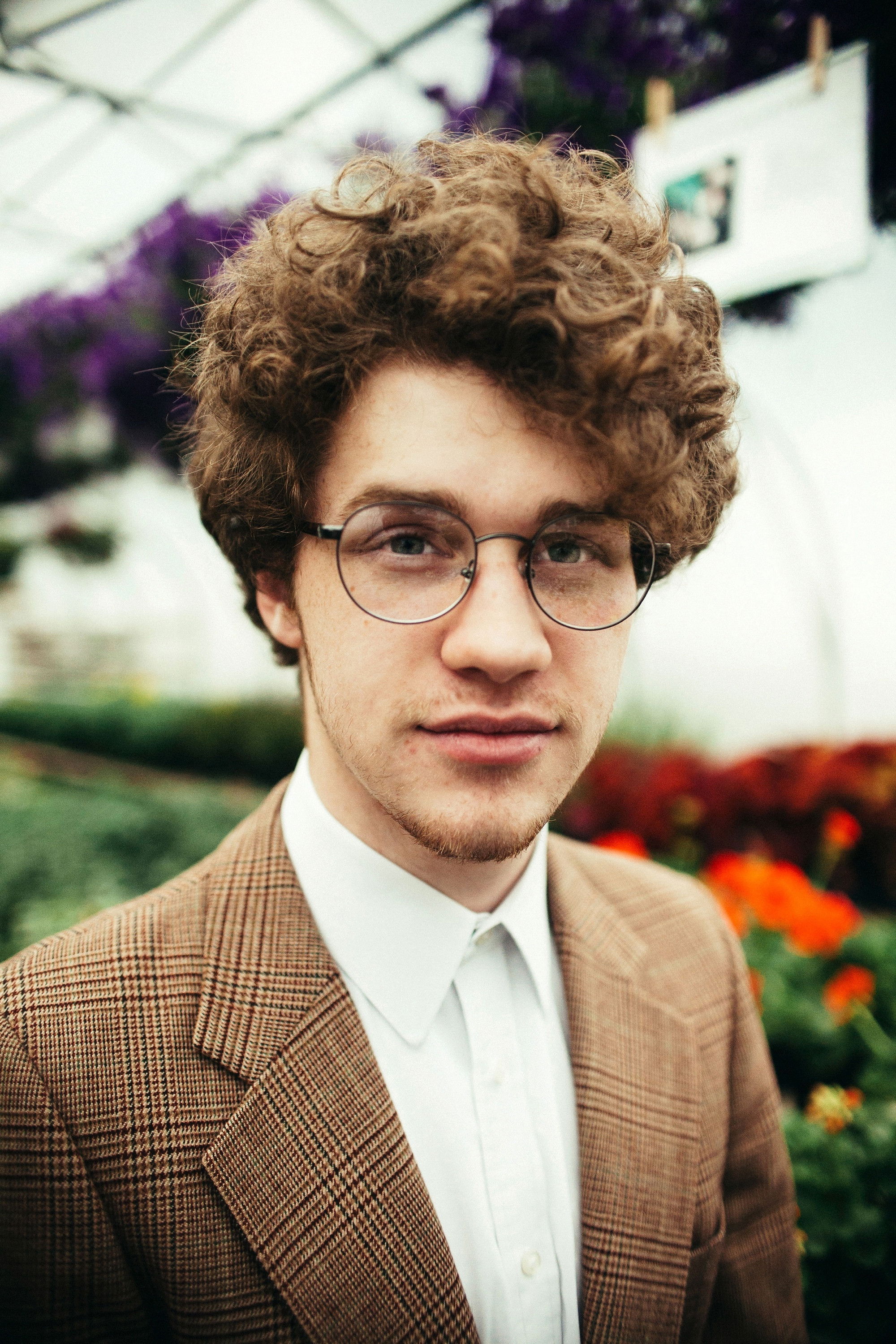 et billede af Josh C. Bauer