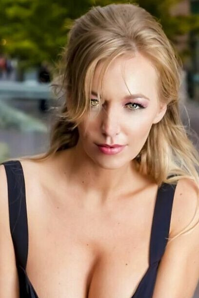 et billede af Hayley-Marie Coppin