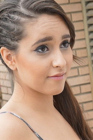 et billede af Nikki Litte