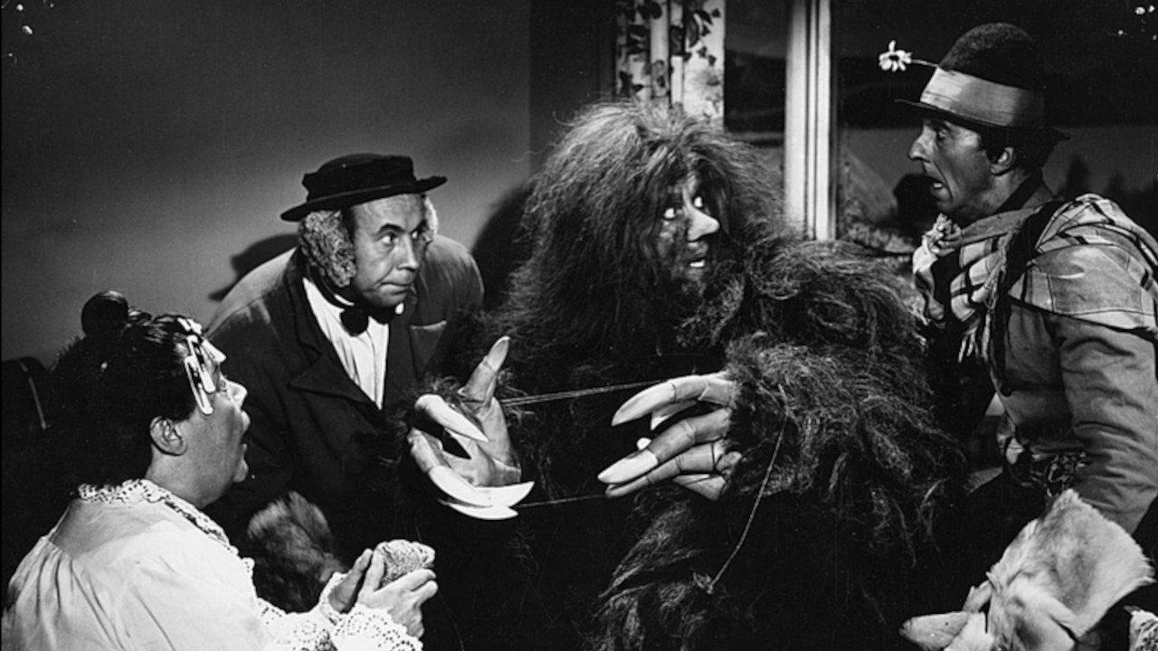 Pekka ja Pätkä lumimiehen jäljillä (1954)