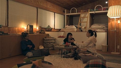 Terrace House: Opening New Doors